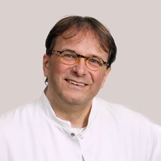 Profilbild von OA Dr. Wolfgang Hasenauer 