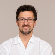 Profilbild von OA Dr. Alex Stefan 