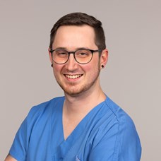 Profilbild von Ass. Dr. Julian Hochpöchler 