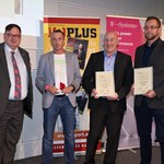 Prof Thomas Ebner mit Markus Manz und Florian Kromp der SCCH bei der eAward Verleihung