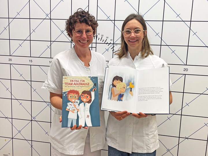 Autorinnen mit Buch "Ein Fall für Team Adlerauge"