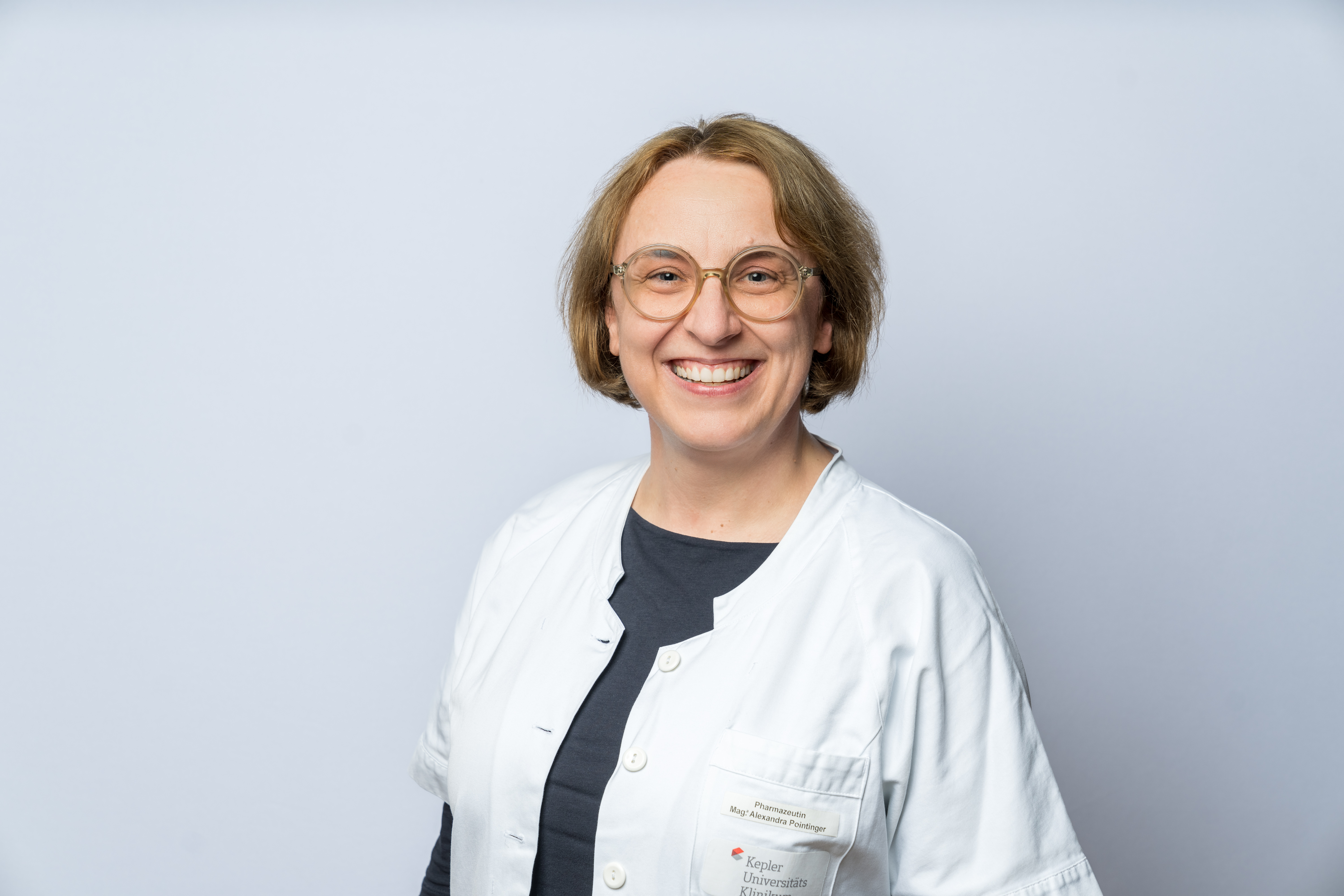 Profilbild von Mag.a pharm. Alexandra Pointinger, aHPh 