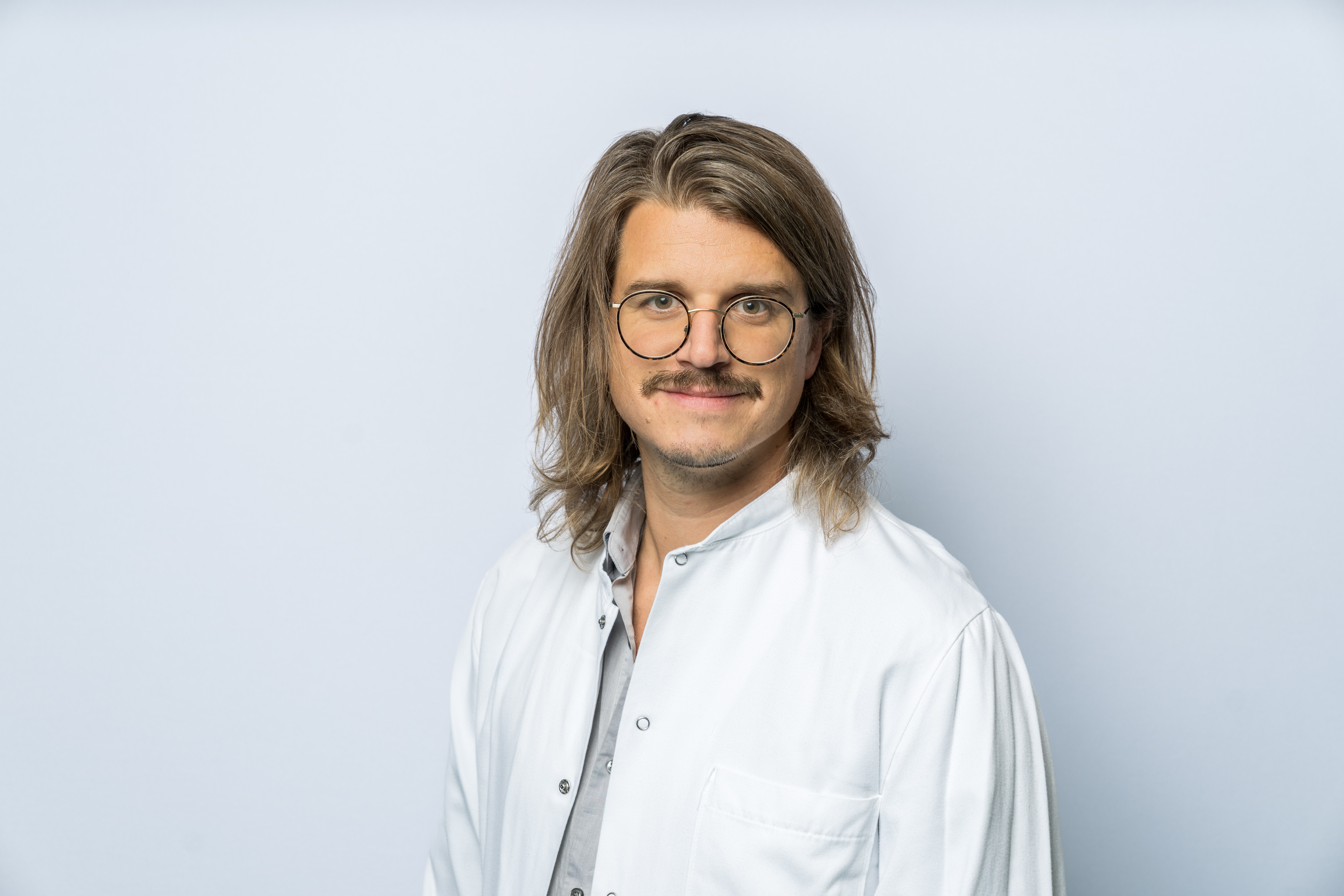 Profilbild von OA Dr. Lukas Reichl 