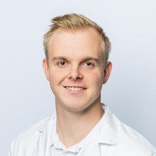 Profilbild von Ass. Dr. Max Amber Erdpresser