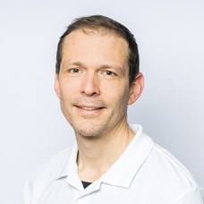 Profilbild von OA Dr. Markus Winkler-Zamani 