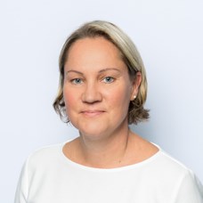 Profilbild von Mag.a (FH) Karin Enzenhofer