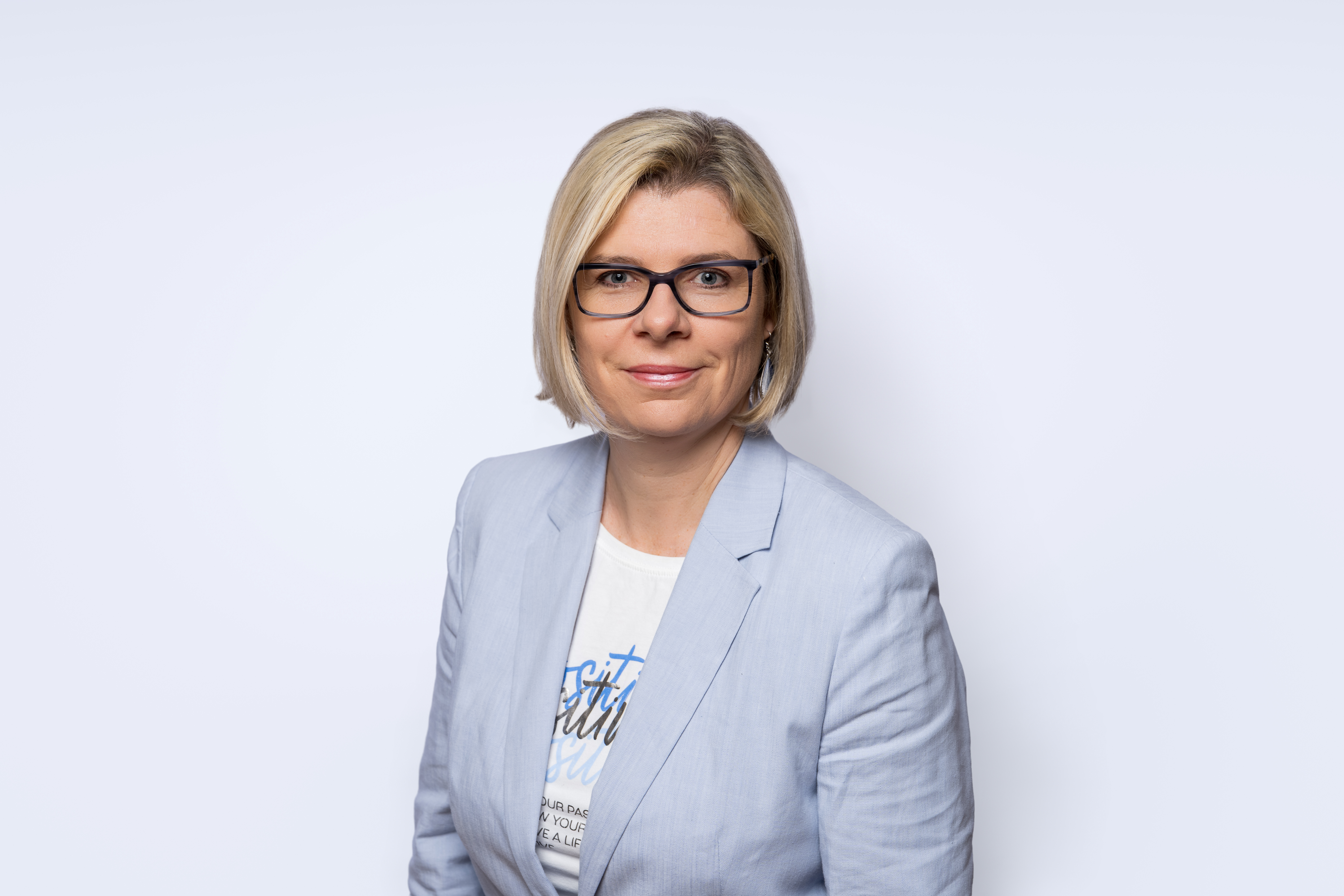 Profilbild von Mag. (FH) Katja Zehetner, MBA 