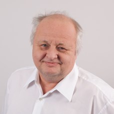 Profilbild von OA Dr. Franz Kern 