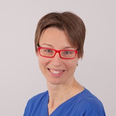 Profilbild von OÄ Dr.in Alexandra Elisabeth Divinzenz 