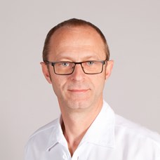 Profilbild von OA Dr. Josef Pichler 