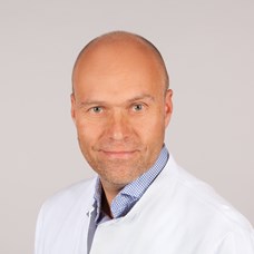 Profilbild von OA Dr.  Martin Aichholzer  