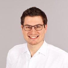 Profilbild von OA Dr. Simon-Hermann Enzelsberger, MSc, PhD 