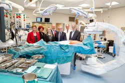 Ärzteteam im Hybrid-OP