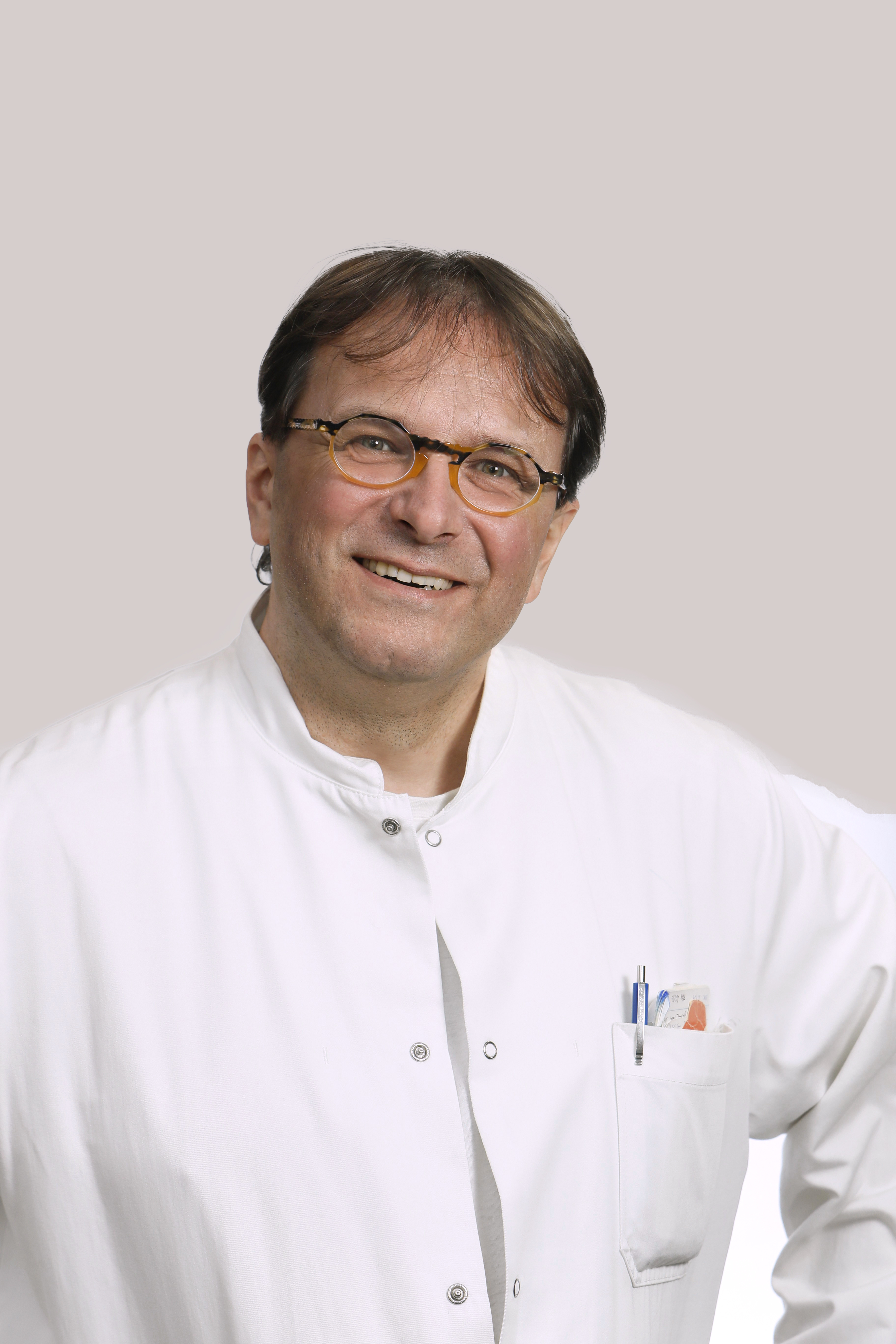 Profilbild von OA Dr. Wolfgang Hasenauer 