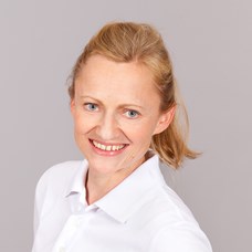 Profilbild von  Christa Schlucker 