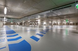 Parkflächen im ersten Untergeschoß der Tiefgarage