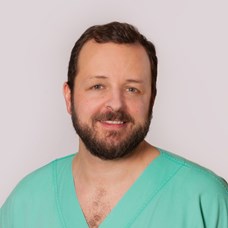 Profilbild von OA Dr. Lukas Mayer 