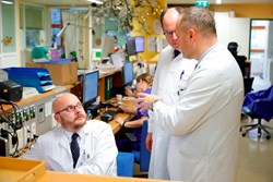 Prof. Zierer, Prim. Steinwender und Prof. Meier im Gespräch