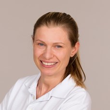 Profilbild von Dr.in Beate Holler 