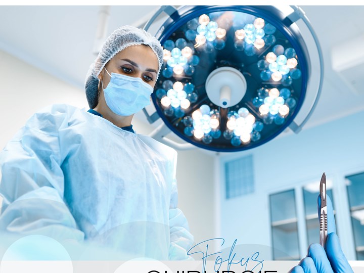 Chirurgin im OP mit Bildtext "Fokus Chirurgie - Gallenwege und Coloproktologie"